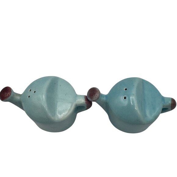 Vintage Ceramic Watering Can Salt & Pepper Shakers - Picture 2 of 5